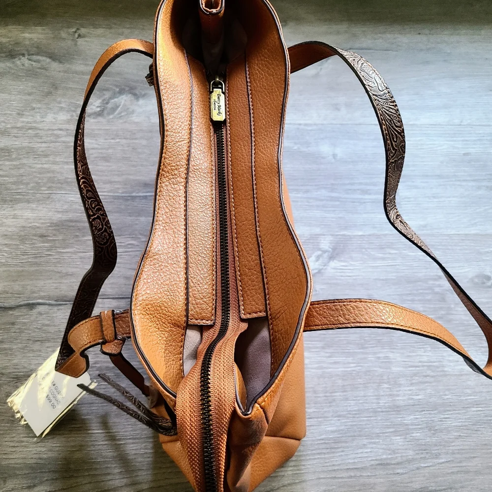 NWT Darcy Marks London Vegan Leather Cognac Shoulder Purse - Picture 15 of 16